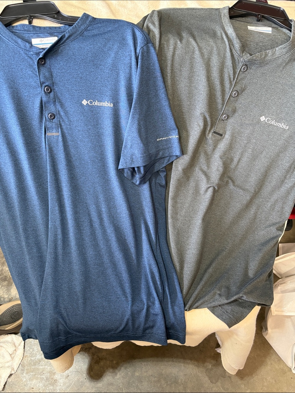 Columbia Men’s Short-Sleeve Henley - Blue and Gray